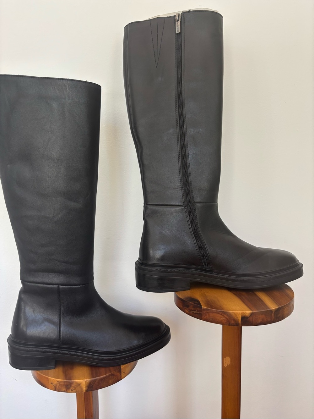 La Canadienne Black Leather Knee High Riding Boots Size 37 NWOT